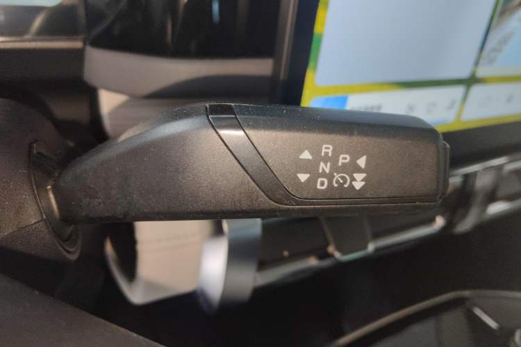 Used iCAR 03 2024 501km Four-wheel Drive Long-range Intelligent Driving Edition Gear Lever