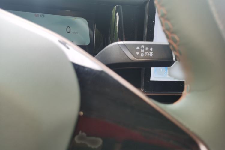 Used iCAR 03 2024 501km Range Two-Wheel Drive Long-Range Smart Trend Edition Gear Lever