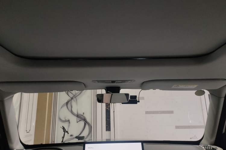 Used iCAR 03 2024 501km Two-Wheel Drive Long-Range Version Headliner