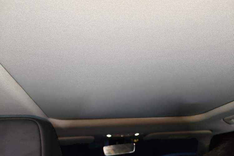 Used iCAR 03 2024 501km Two-Wheel Drive Long-Range Version Headliner