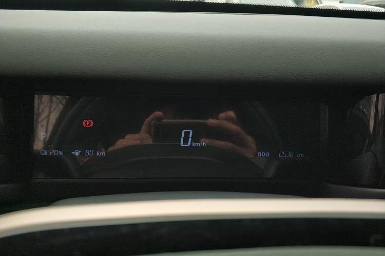 Used iCAR 03 2024 401km Two-Wheel Drive Standard Advanced Version Instrument Cluster