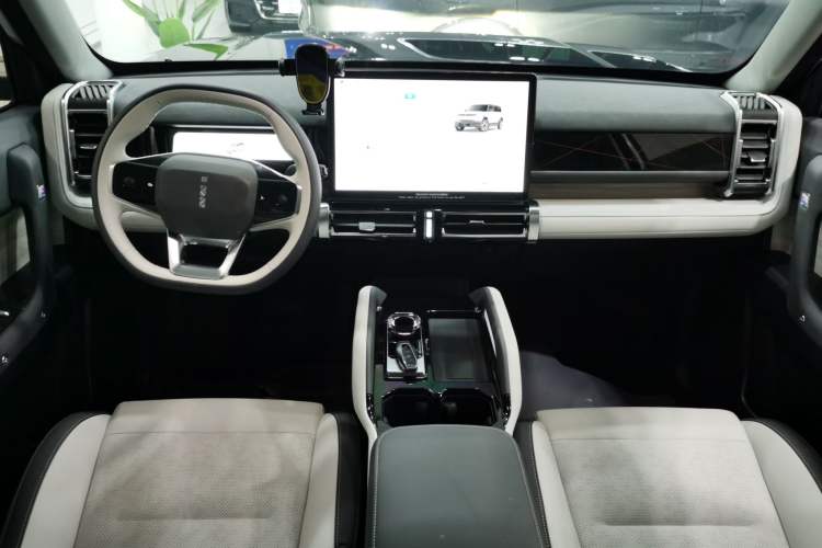 Used iCAR 03 2024 472km Four-Wheel Drive Long-Range Version Interior 2
