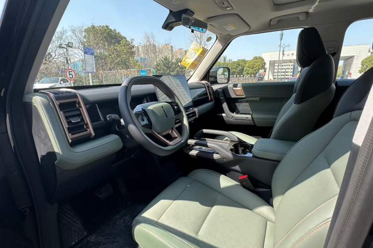 Used iCAR 03 2024 501km Two-Wheel Drive Long-Range Version Interior 4