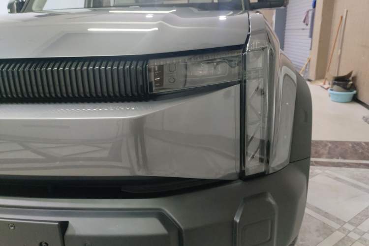 Used iCAR 03 2024 501km Two-Wheel Drive Long-Range Version Left Front Headlight