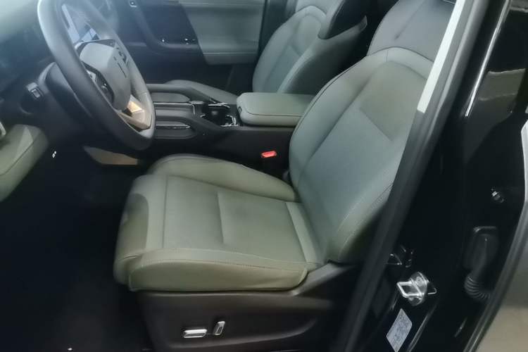 Used iCAR 03 2024 501km Two-Wheel Drive Long-Range Version Left Front Seat