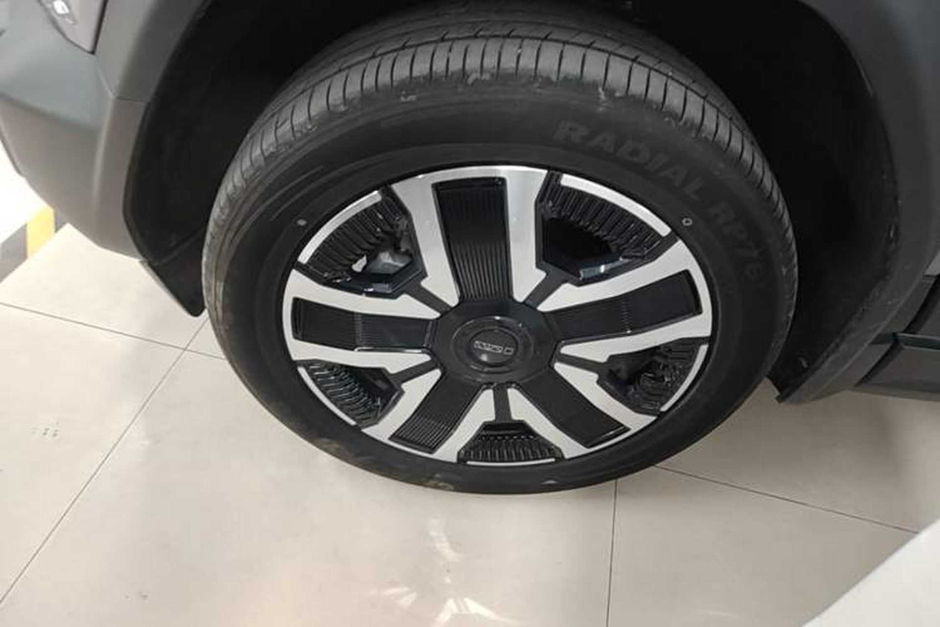 Used iCAR 03 2024 472km Four-Wheel Drive Long-Range Version Left Front Wheel Hub
