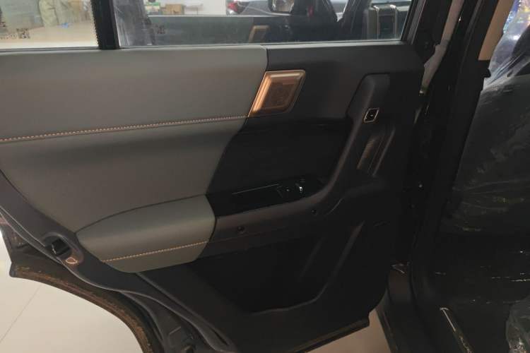 Used iCAR 03 2024 472km Four-Wheel Drive Long-Range Version Left Rear Door Interior