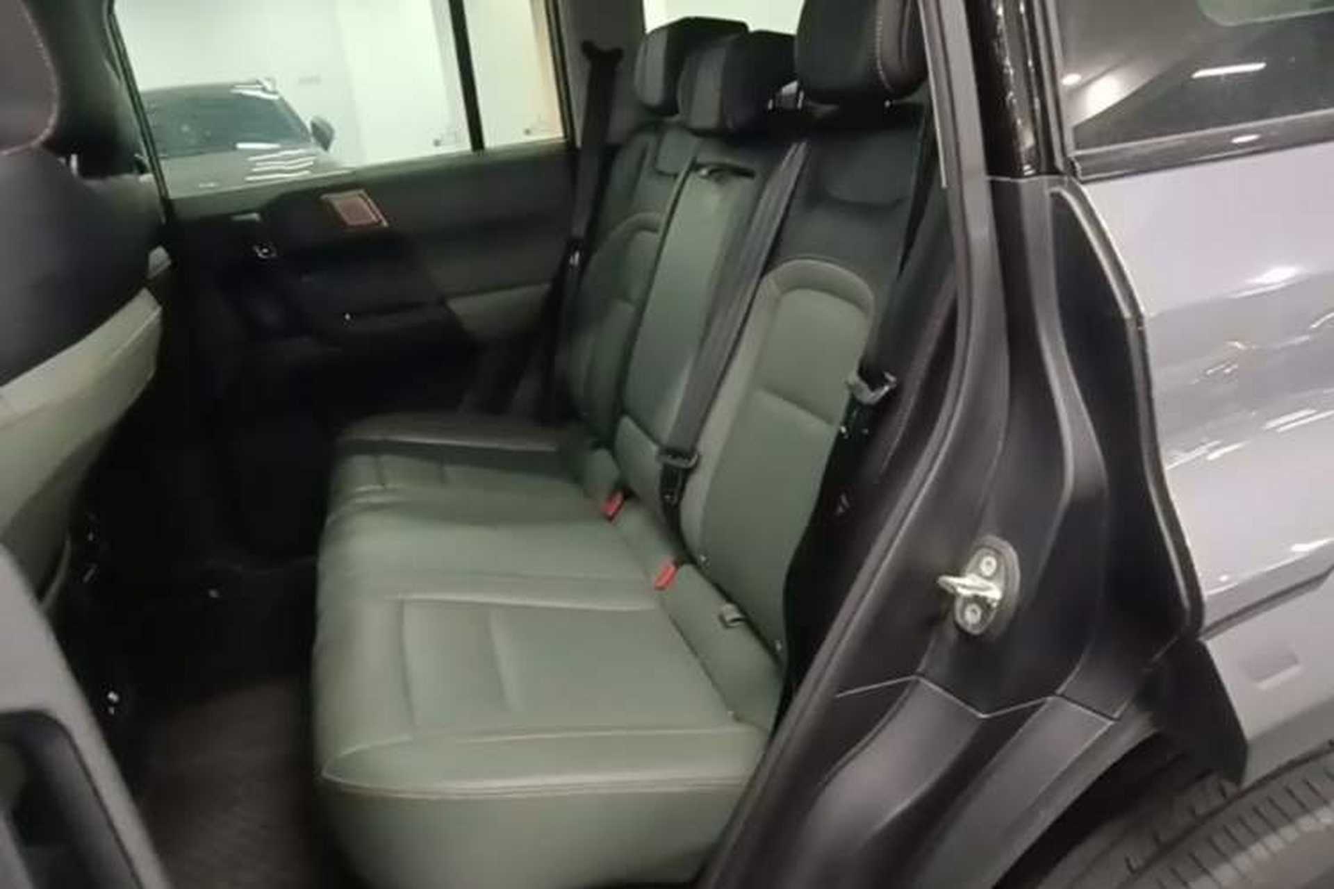 Used iCAR 03 2024 501km Four-wheel Drive Long-Range Advanced Version Left Rear Seat