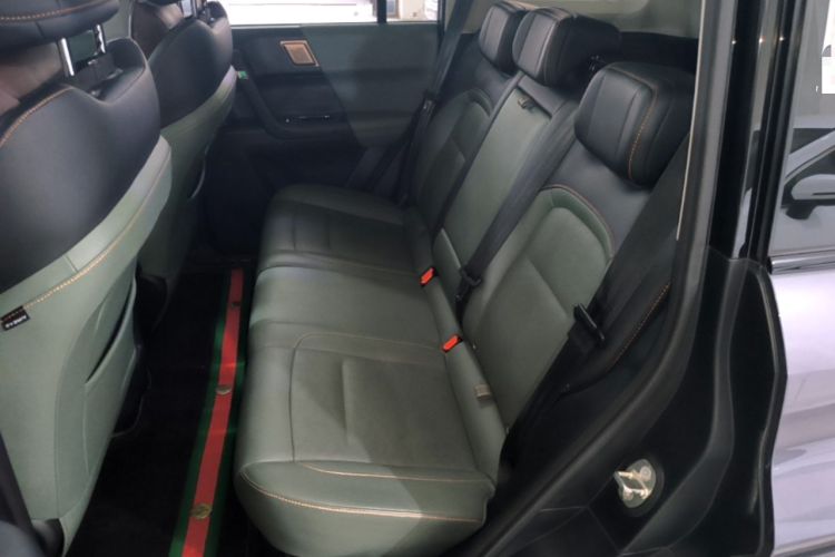 Used iCAR 03 2024 501km Two-Wheel Drive Long-Range Version Left Rear Seat
