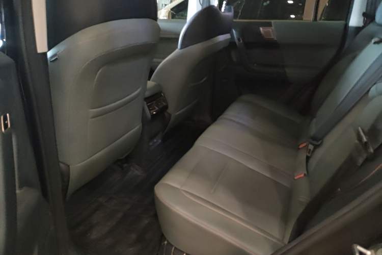 Used iCAR 03 2024 401km Two-Wheel Drive Standard Advanced Version Left Rear Seat