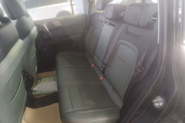 Used iCAR 03 2024 501km Two-Wheel Drive Long-Range Version Left Rear Seat