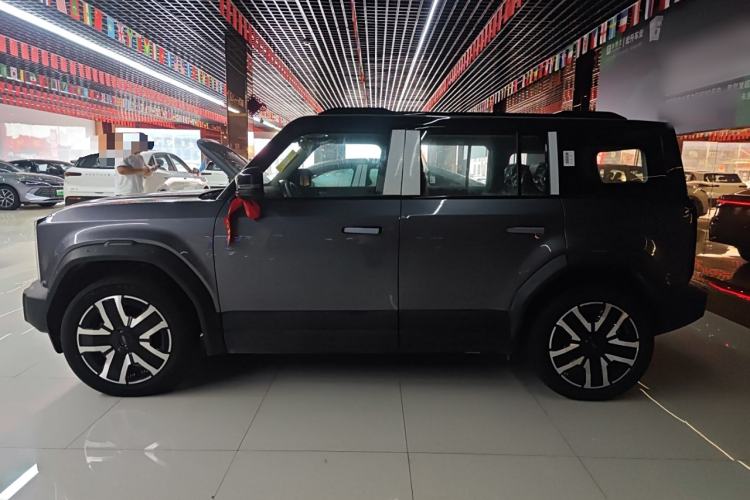 Used iCAR 03 2024 472km Four-Wheel Drive Long-Range Version Left Side