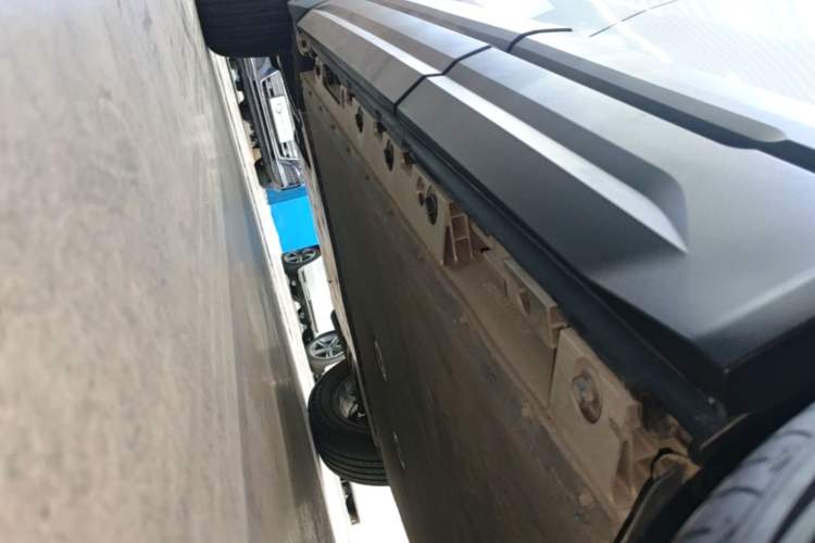 Used iCAR 03 2024 501km Two-Wheel Drive Long-Range Version Left Side Sill