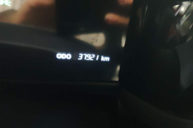 Used iCAR 03 2024 401km Two-Wheel Drive Standard Advanced Version Odometer Close Up