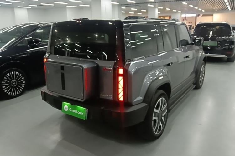 Used iCAR 03 2024 501km Four-wheel Drive Long-Range Advanced Version Rear Right 45 Deg