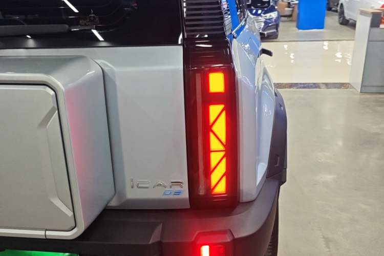 Used iCAR 03 2024 501km Two-Wheel Drive Long-Range Version Right Rear Taillight