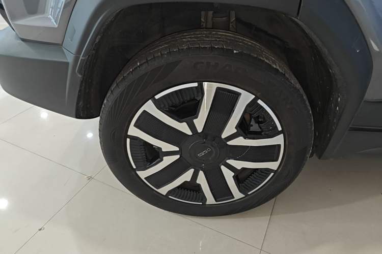 Used iCAR 03 2024 501km Four-wheel Drive Long-Range Advanced Version Right Rear Wheel Hub