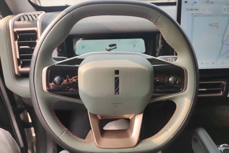 Used iCAR 03 2024 472km Four-Wheel Drive Long-Range Intelligent Advanced Version Steering Wheel