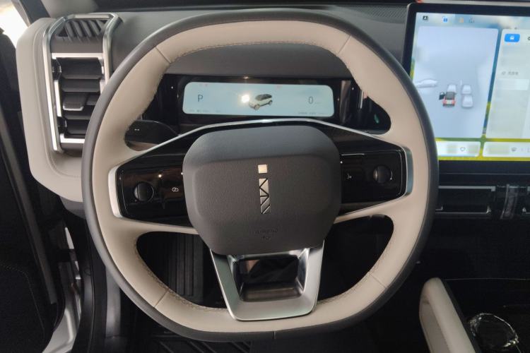 Used iCAR 03 2024 501km Four-wheel Drive Long-range Intelligent Driving Edition Steering Wheel