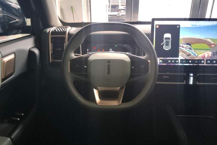 Used iCAR 03 2024 401km Two-Wheel Drive Standard Advanced Version Steering Wheel