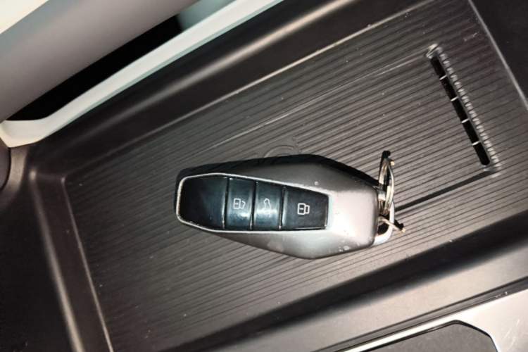Used iCAR 03 2024 472km Four-Wheel Drive Long-Range Version Vehicle Key
