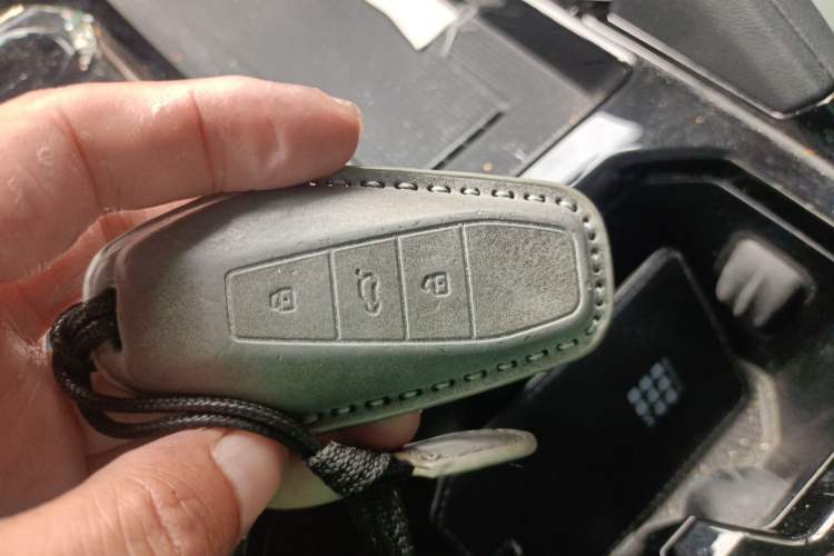 Used iCAR 03 2024 472km Four-Wheel Drive Long-Range Version Vehicle Key