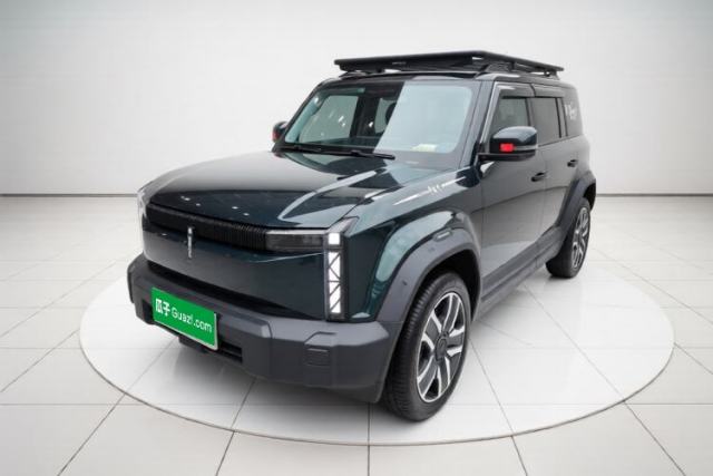 Ojetý iCAR 03 2024 472km Four-Wheel Drive Long-Range Intelligent Advanced Version