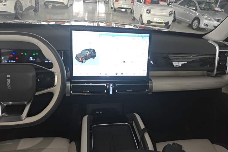 Used iCAR 03 2024 401km Range Two-Wheel Drive Standard Yuechao Version Audio And AC Panel