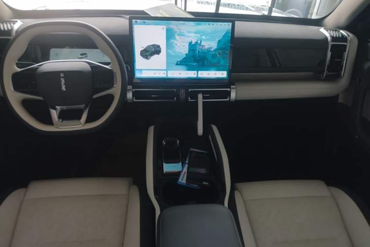 Used iCAR 03 2024 472km Four-Wheel Drive Long-Range Version Center Console