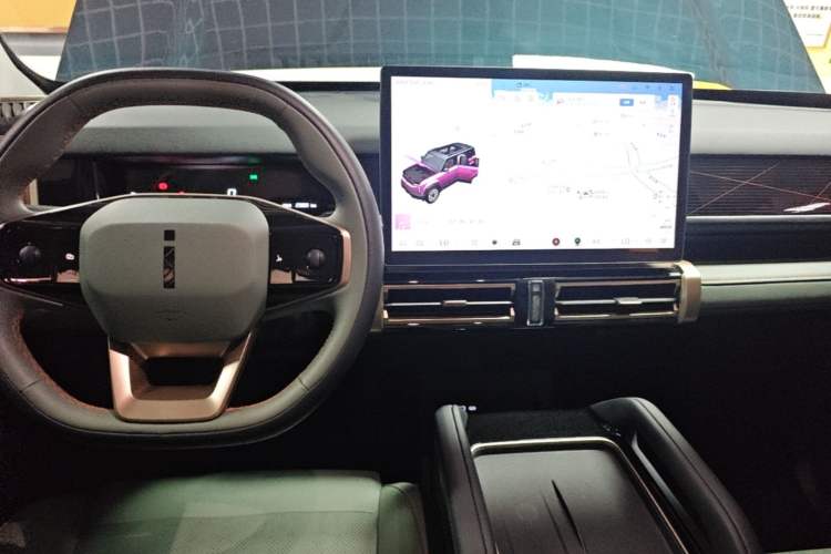 Used iCAR 03 2024 401km Two-Wheel Drive Standard Advanced Version Center Console