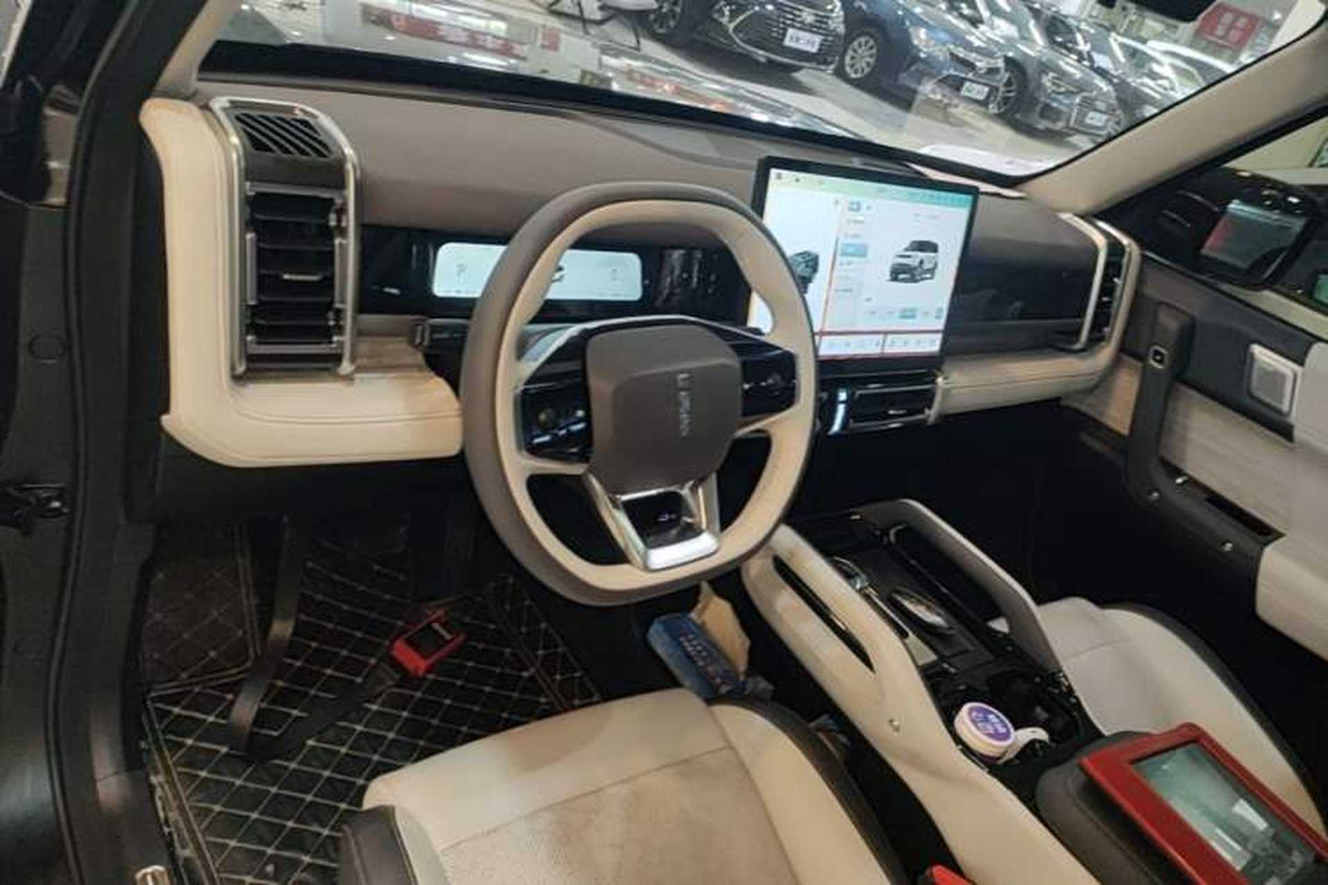 Used iCAR 03 2024 472km Four-Wheel Drive Long-Range Version Center Console