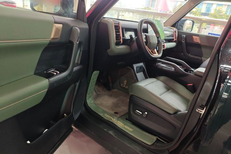 Used iCAR 03 2024 401km Two-Wheel Drive Standard Advanced Version Driver Seat