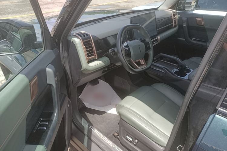 Used iCAR 03 2024 501km Two-Wheel Drive Long-Range Yuechao Edition Driver Seat