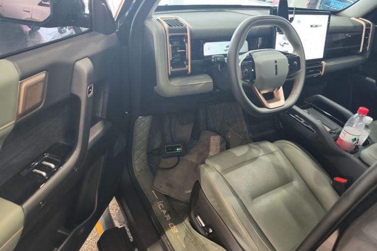 Used iCAR 03 2024 472km Four-Wheel Drive Long-Range Version Driver Seat