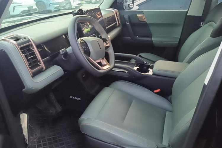 Used iCAR 03 2024 401km Two-Wheel Drive Standard Advanced Version Driver Seat