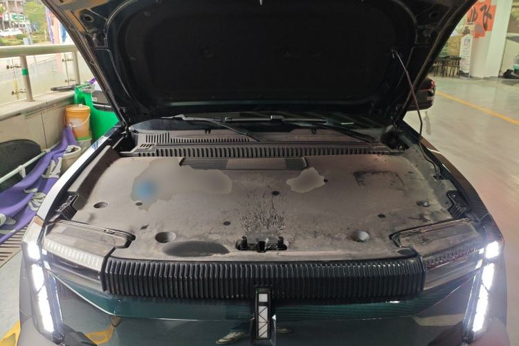Used iCAR 03 2024 401km Two-Wheel Drive Standard Advanced Version Engine Bay