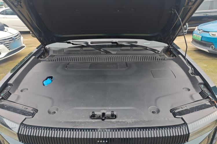 Used iCAR 03 2024 472km Four-Wheel Drive Long-Range Intelligent Advanced Version Engine Bay