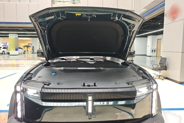 Used iCAR 03  Engine Bay