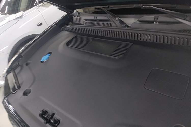 Used iCAR 03 2024 501km Four-wheel Drive Long-Range Advanced Version Engine Bay
