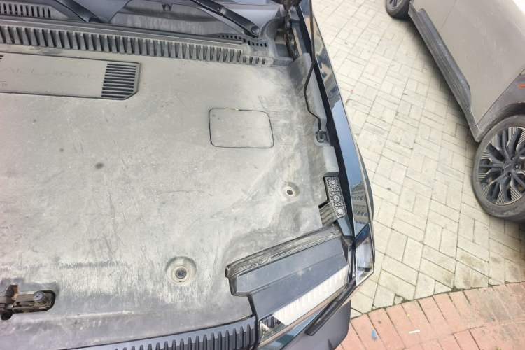 Used iCAR 03 2024 472km Four-Wheel Drive Long-Range Version Engine Bay Left