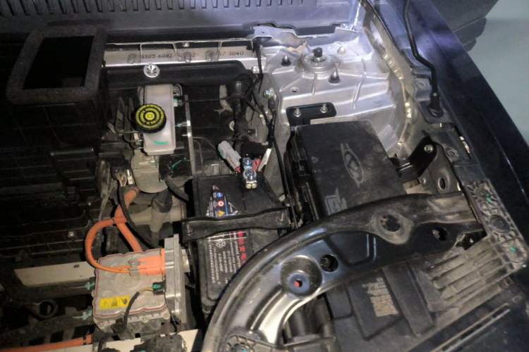 Used iCAR 03 2024 401km Two-Wheel Drive Standard Advanced Version Engine Bay Left