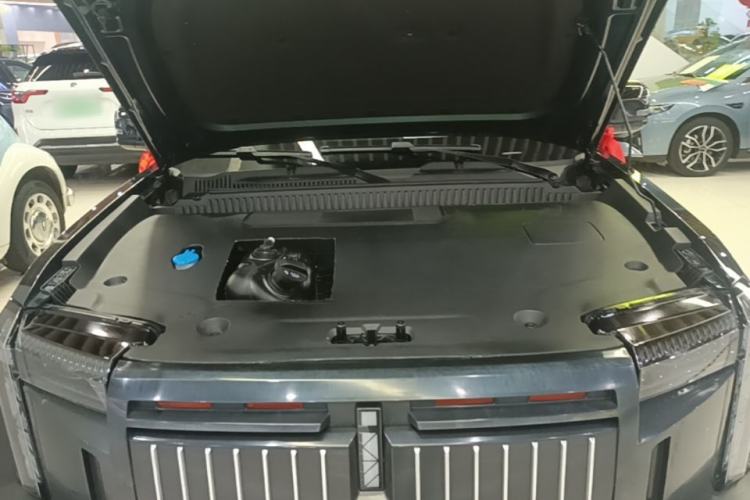 Used iCAR 03 2024 501km Four-wheel Drive Long-Range Advanced Version Engine Bay