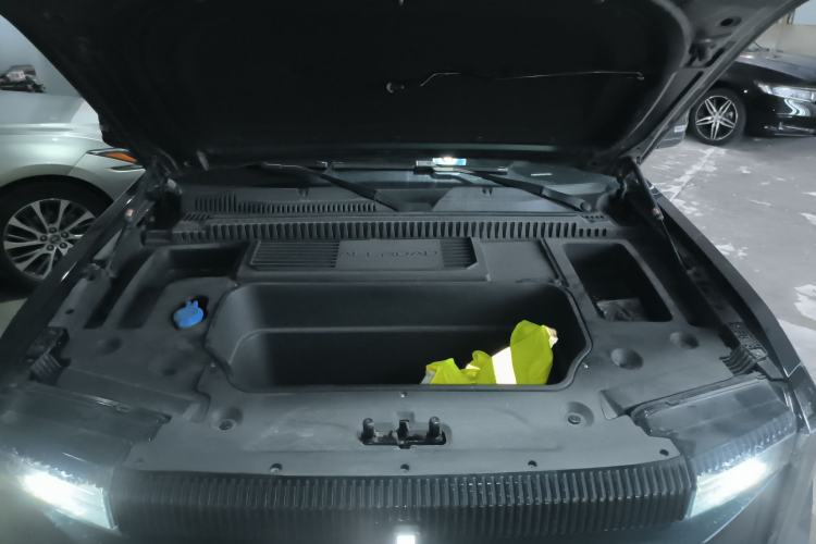Used iCAR 03 2024 472km Four-Wheel Drive Long-Range Version Engine Bay