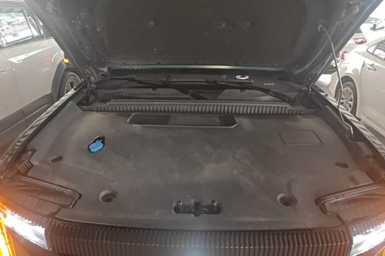Used iCAR 03 2024 401km Range Two-Wheel Drive Standard Yuechao Version Engine Bay