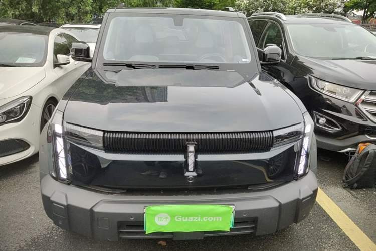 Used iCAR 03 2024 401km Two-Wheel Drive Standard Edition Front