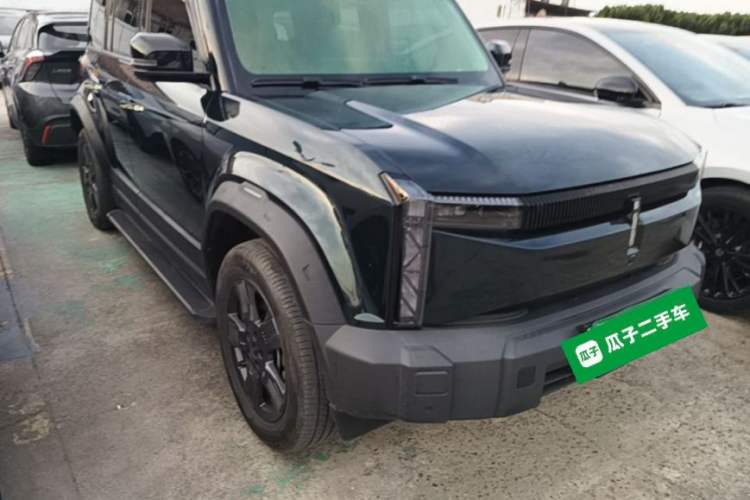 Used iCAR 03 2024 401km Two-Wheel Drive Standard Advanced Version Front Right 45 Deg