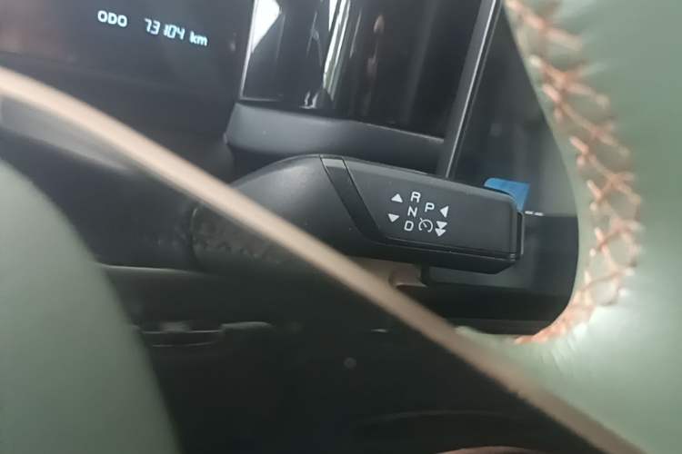 Used iCAR 03 2024 501km Two-Wheel Drive Long-Range Version Gear Lever