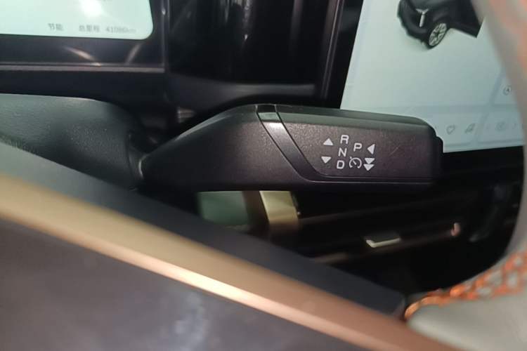 Used iCAR 03 2024 472km Four-Wheel Drive Long-Range Version Gear Lever