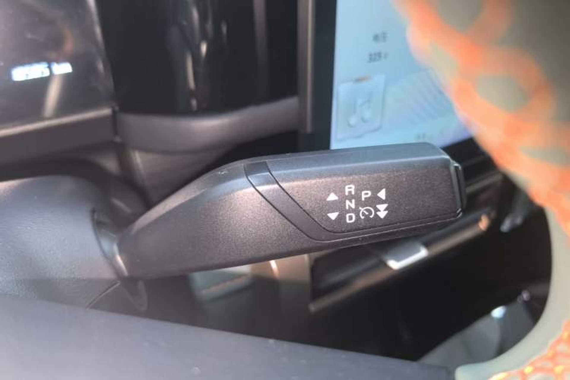 Used iCAR 03 2024 401km Two-Wheel Drive Standard Advanced Version Gear Lever