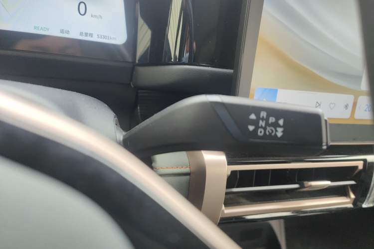 Used iCAR 03 2024 472km Four-Wheel Drive Long-Range Version Gear Lever